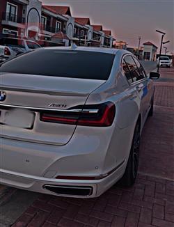 بي ام دبليو الفئة 7